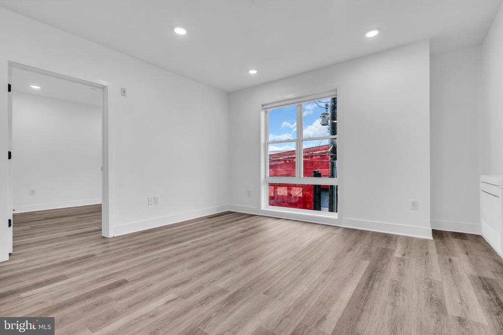 330 CECIL B MOORE AVE #204