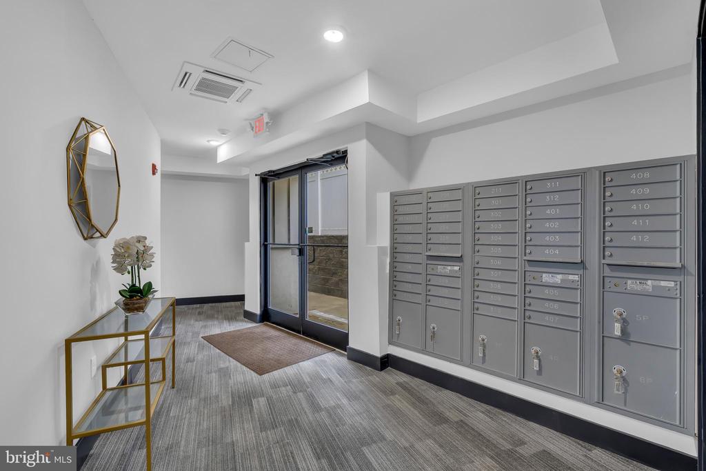 330 CECIL B MOORE AVE #302
