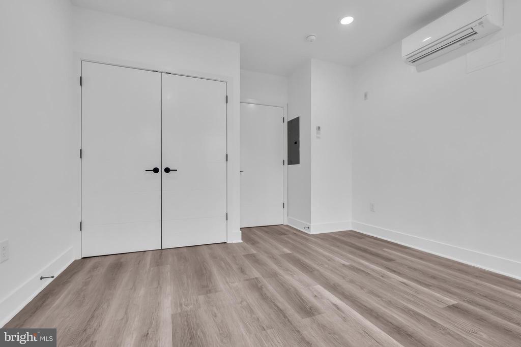 330 CECIL B MOORE AVE #302