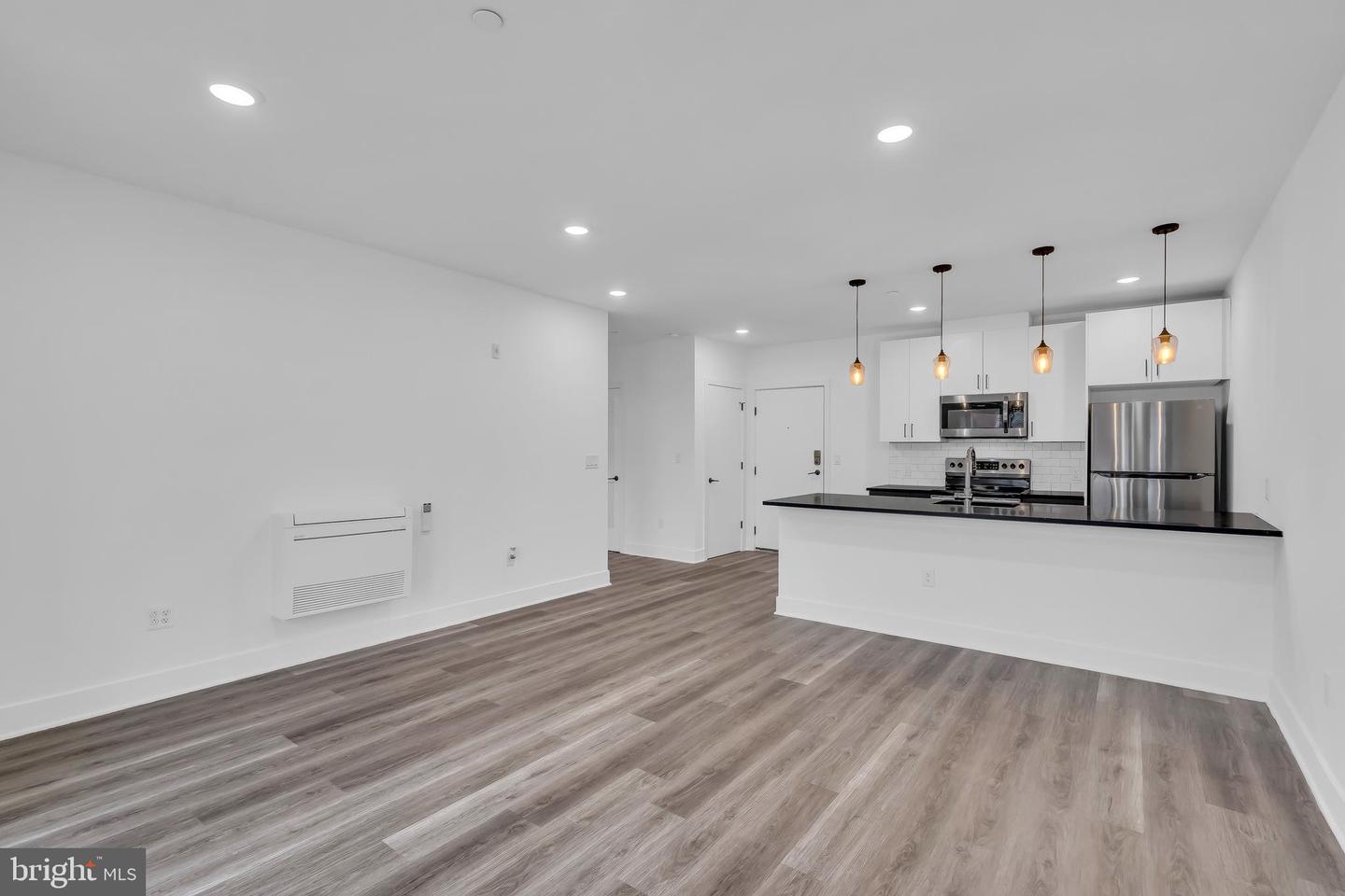 330 CECIL B MOORE AVE #302