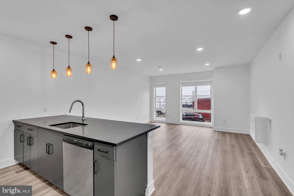 330 CECIL B MOORE AVE #302