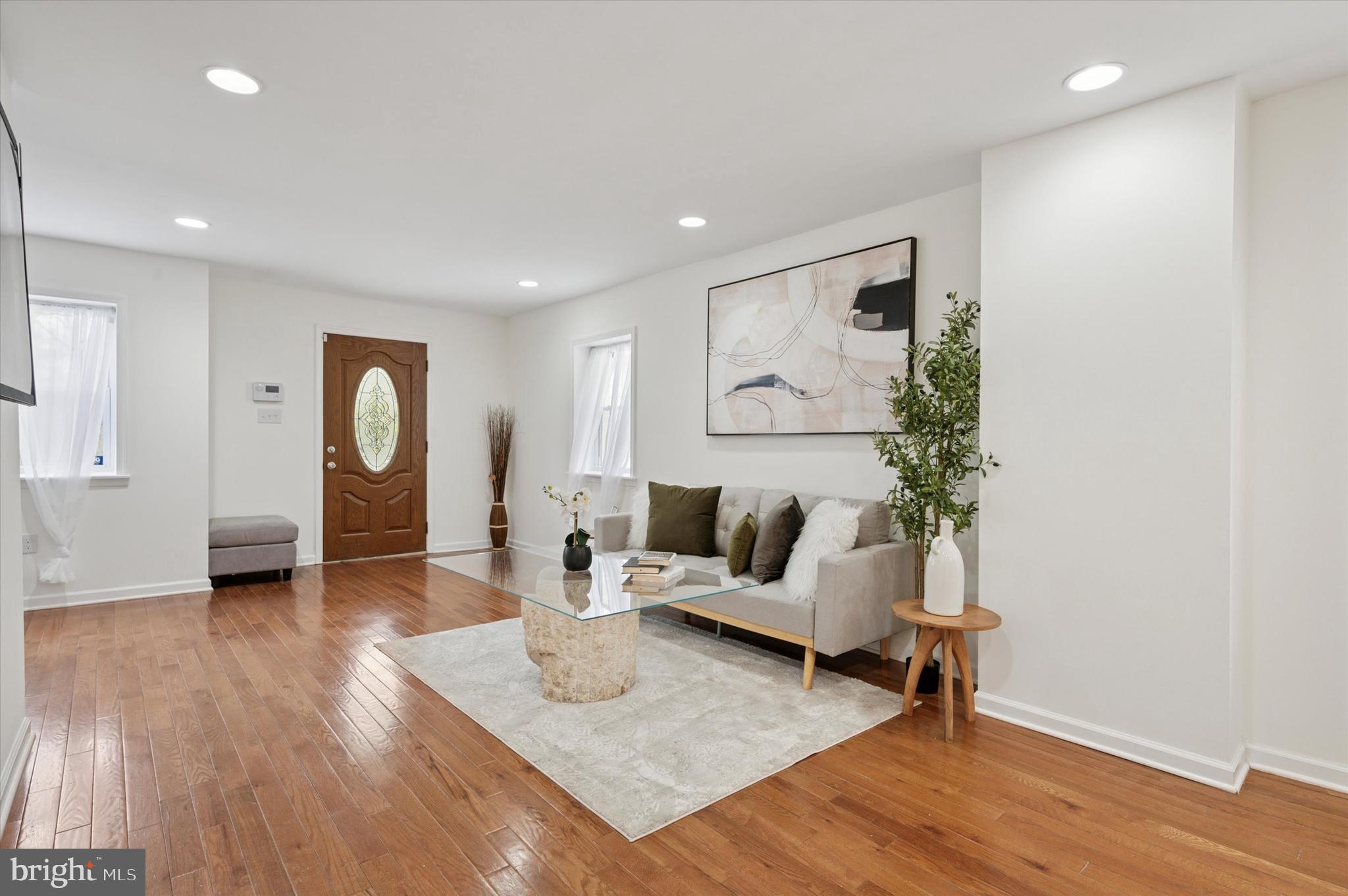 6826 Cobbs Creek Pkwy
