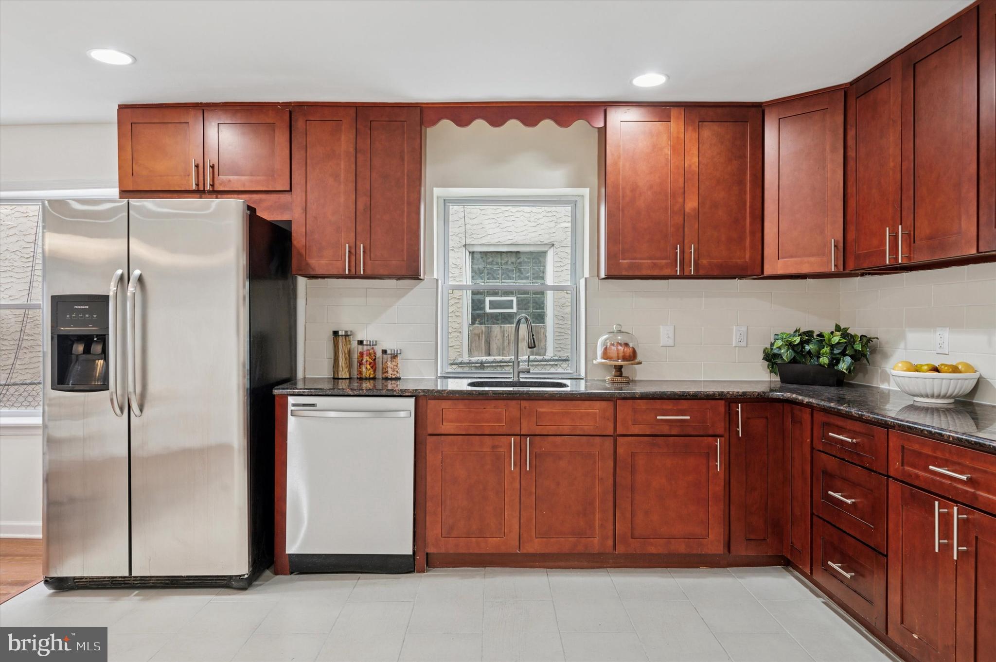 6826 Cobbs Creek Pkwy