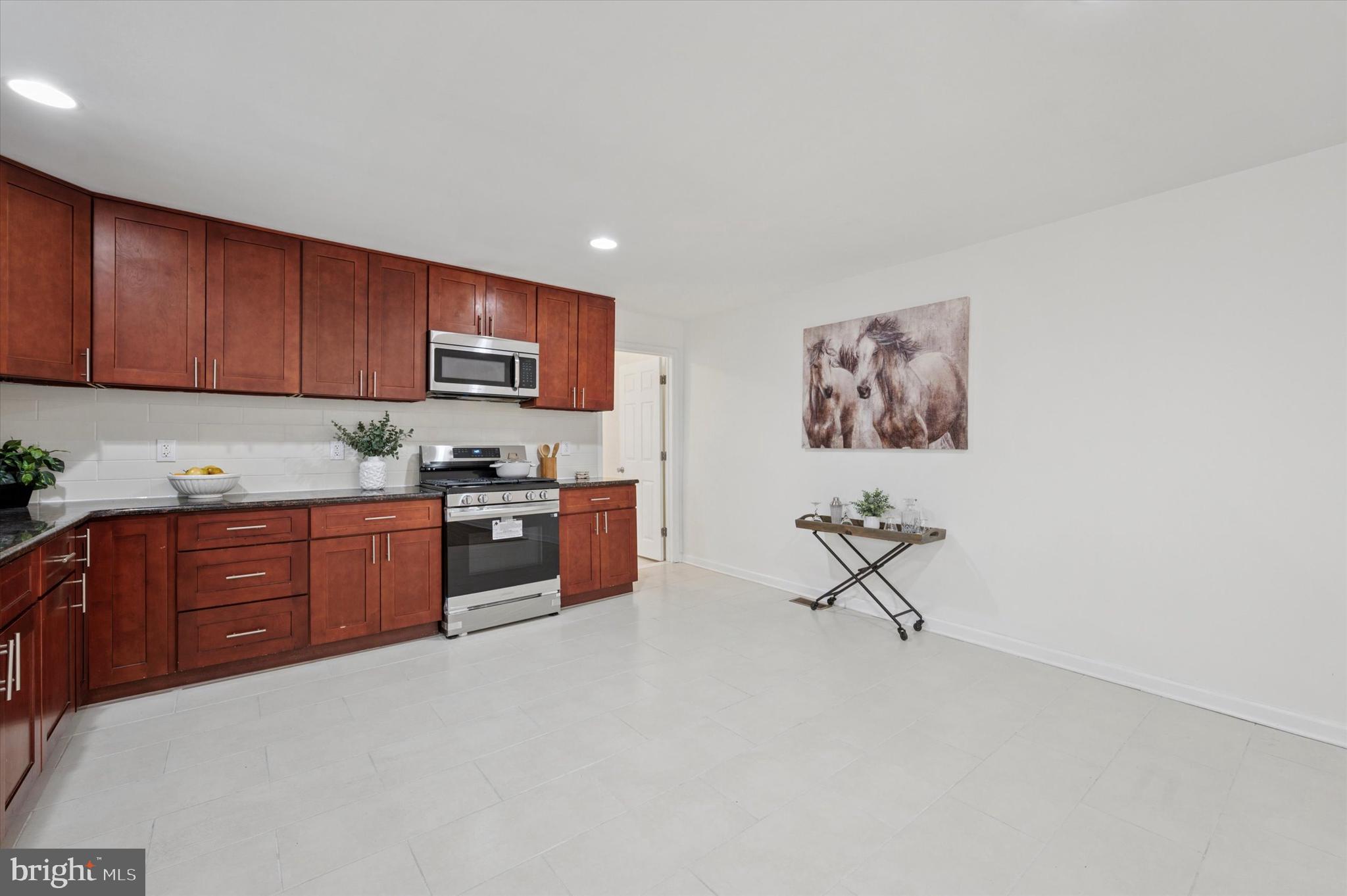 6826 Cobbs Creek Pkwy
