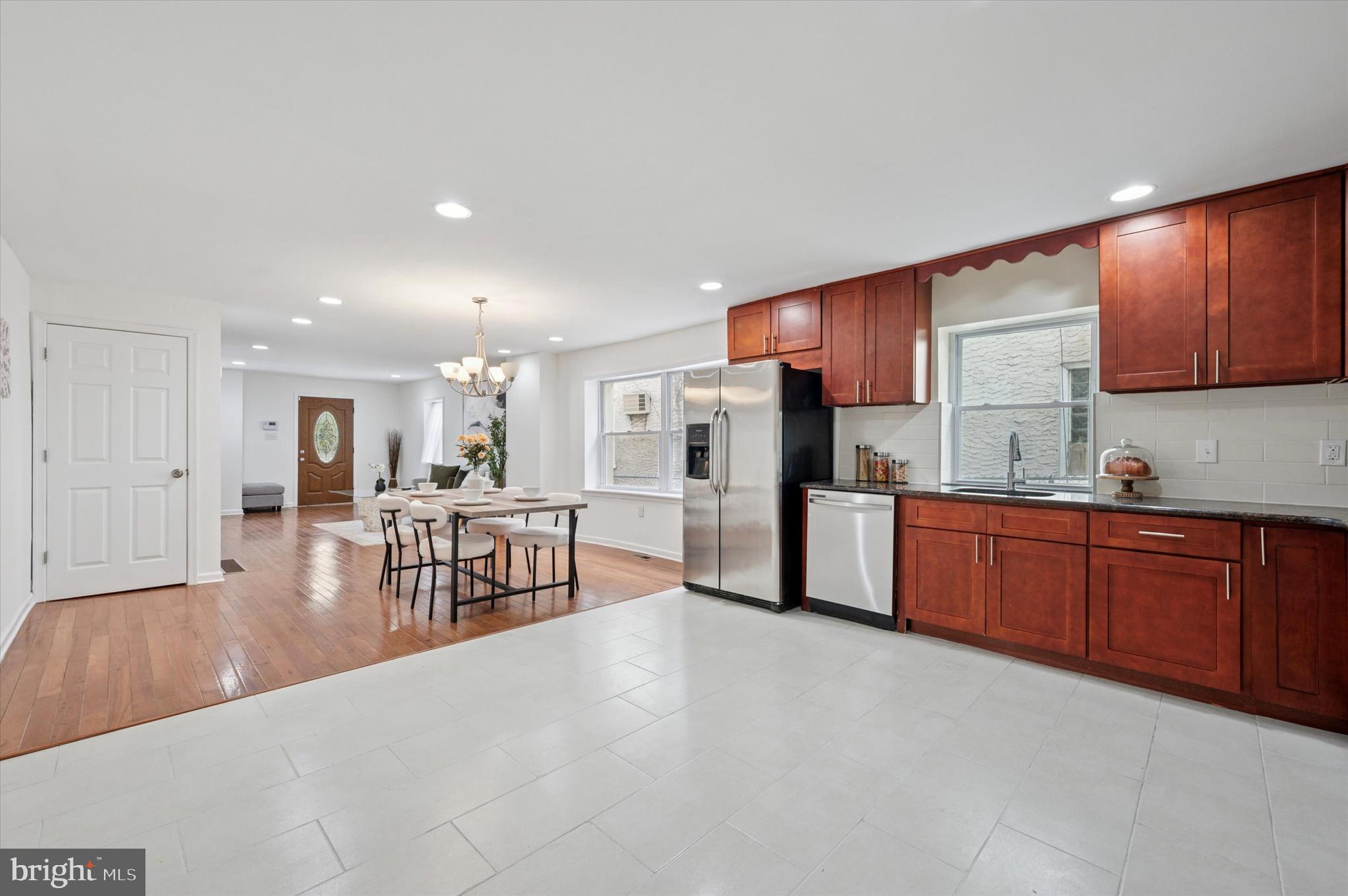 6826 Cobbs Creek Pkwy