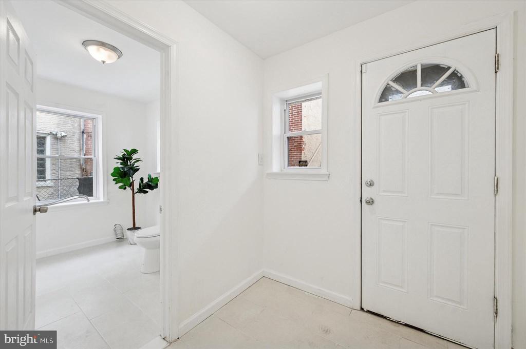 6826 Cobbs Creek Pkwy