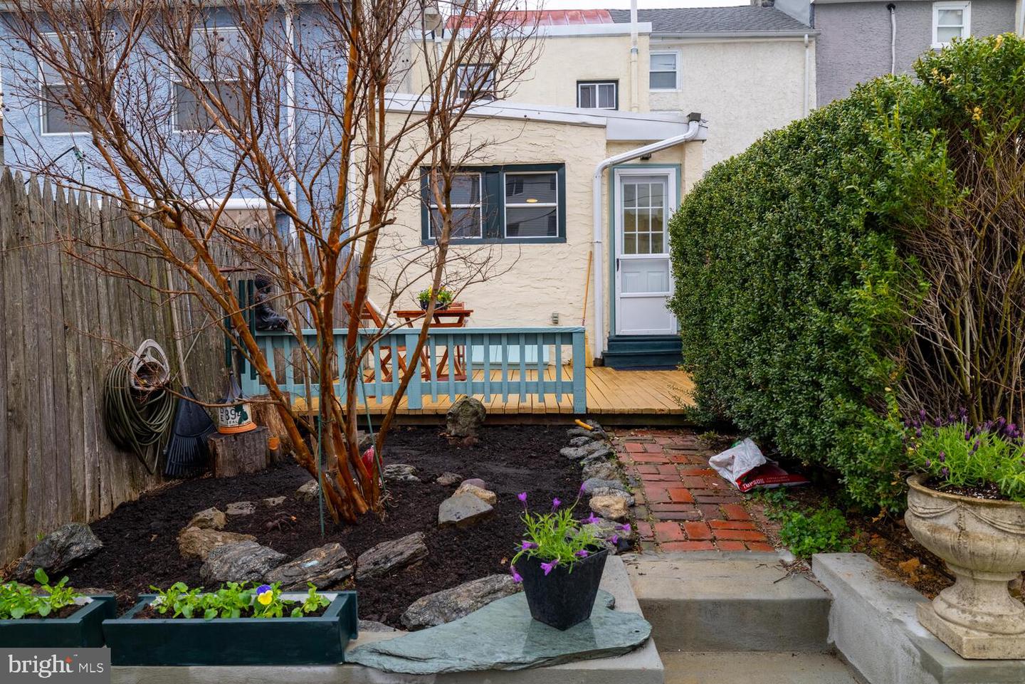 169 Gay St