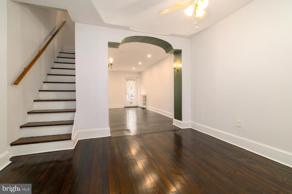 169 Gay St