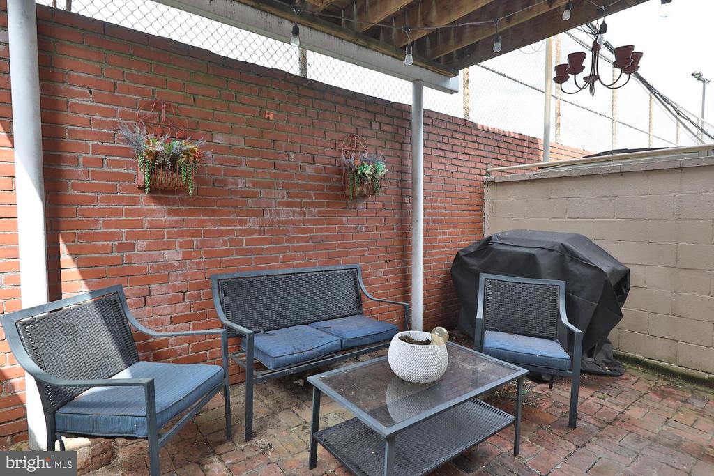 115 McClellan St