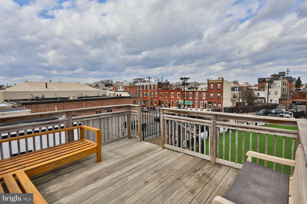 115 McClellan St
