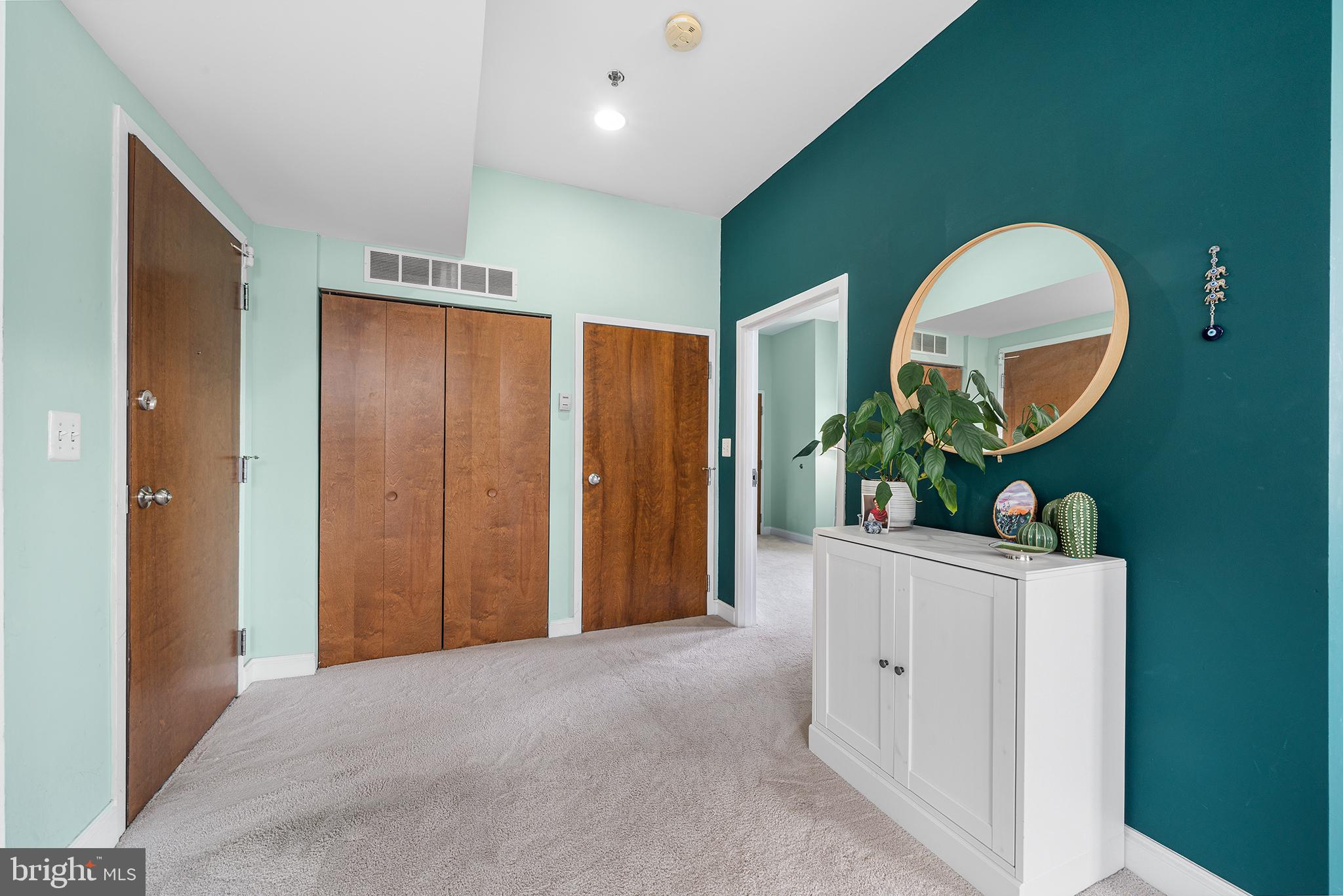 1001-13 CHESTNUT ST #702E