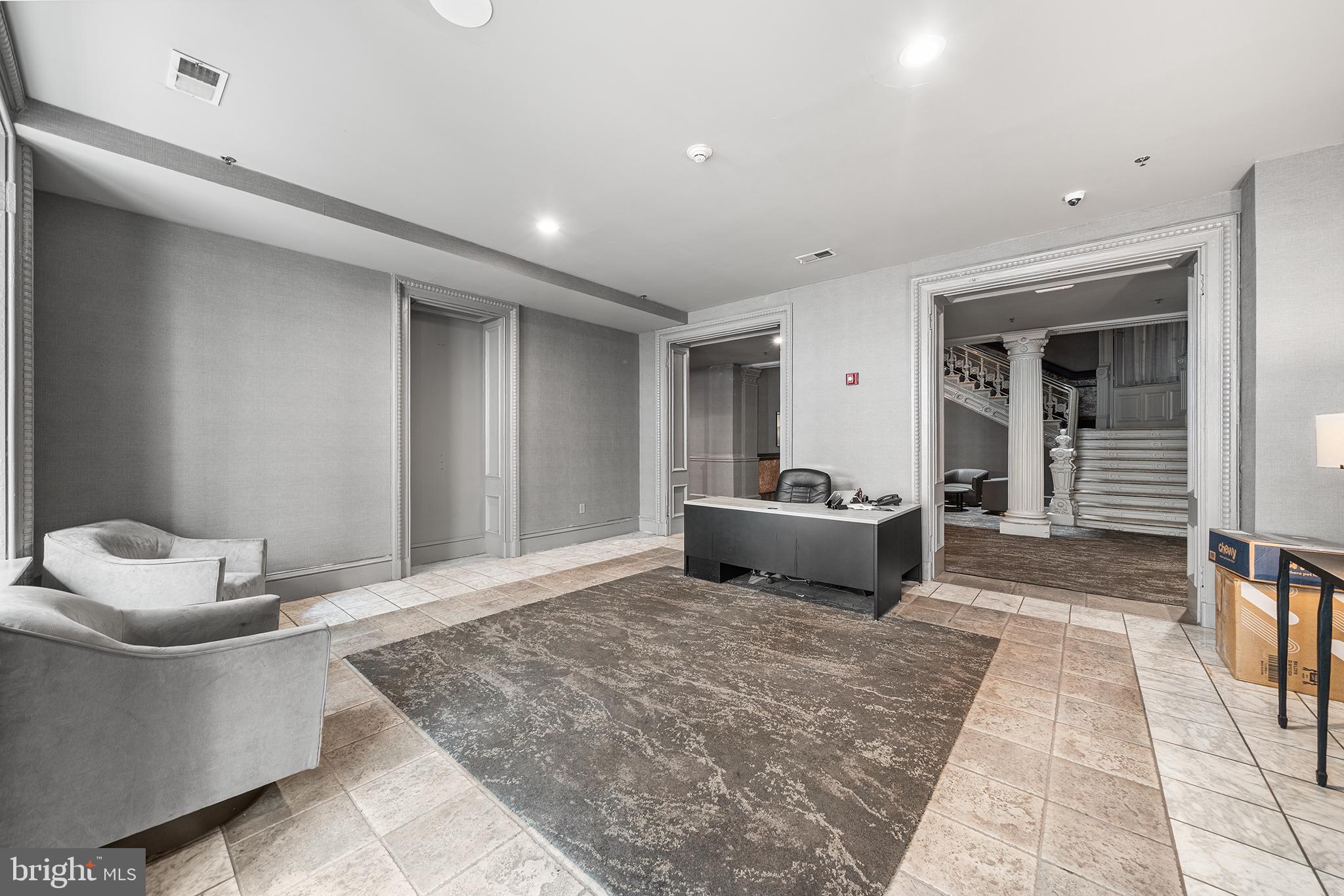 1001-13 CHESTNUT ST #702E