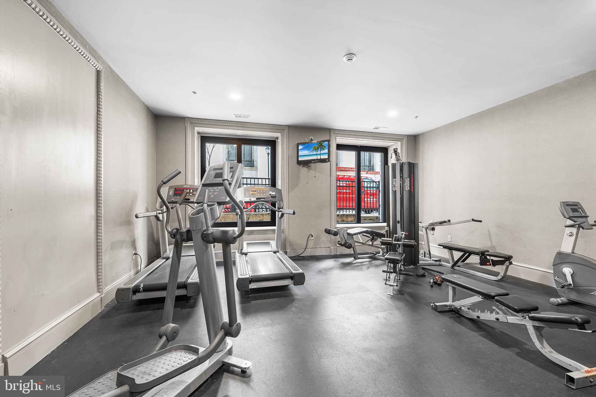 1001-13 CHESTNUT ST #702E