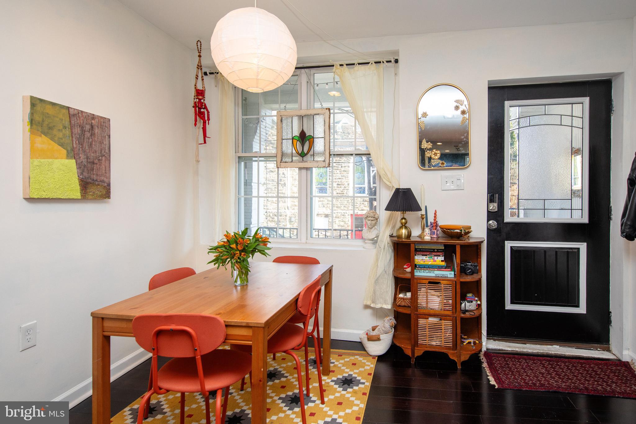 77 E Duval St