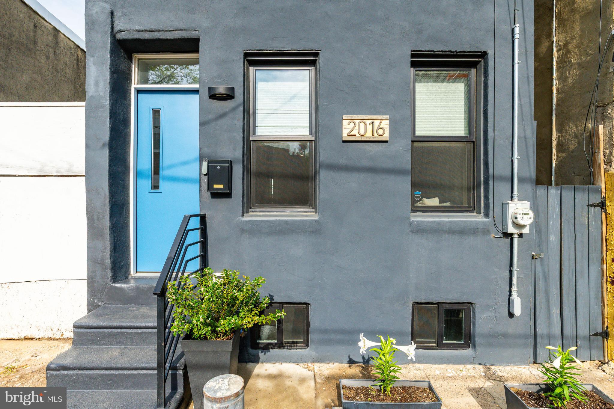 2016 N Orianna St