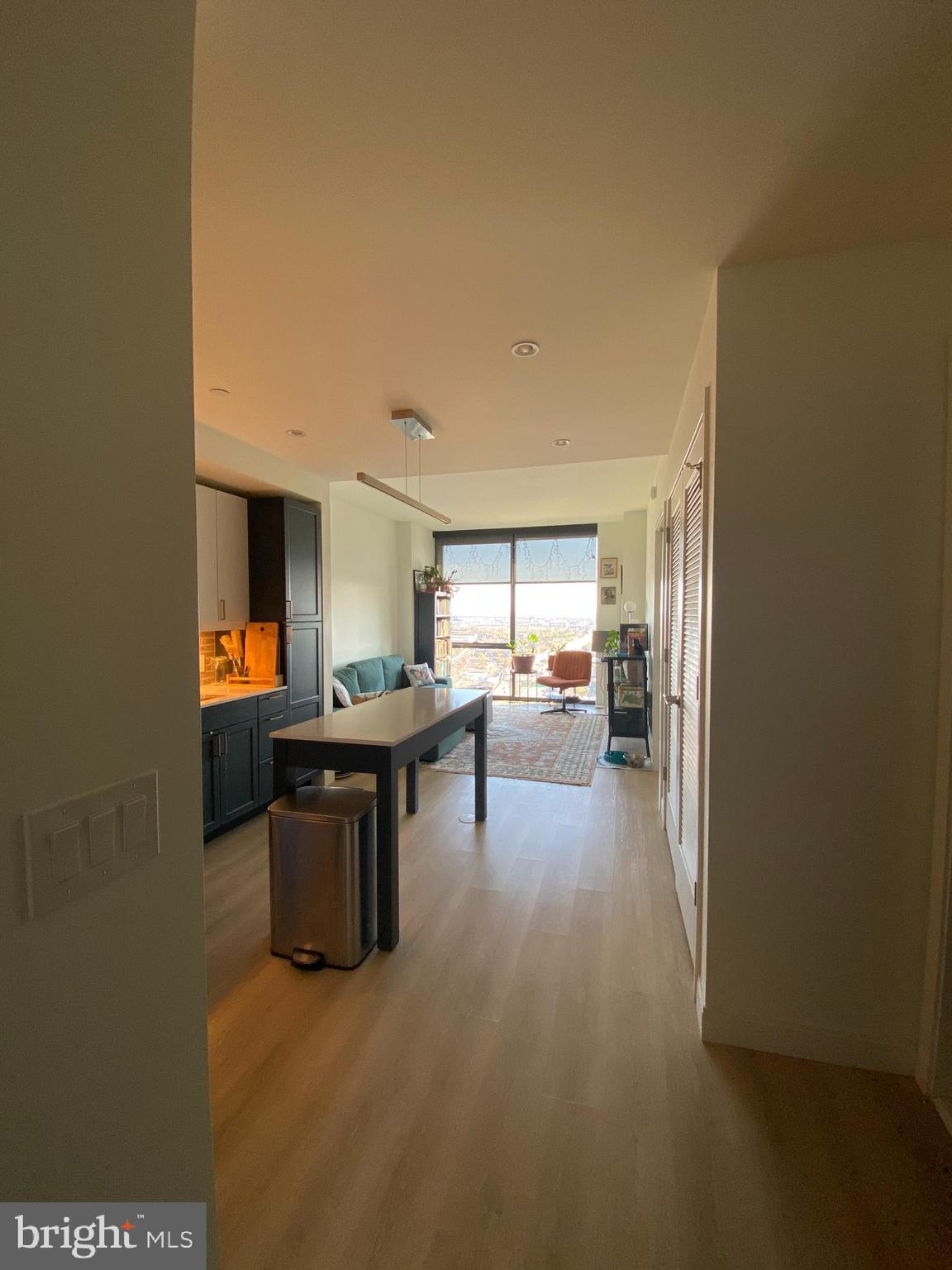 1 DOCK ST #2203