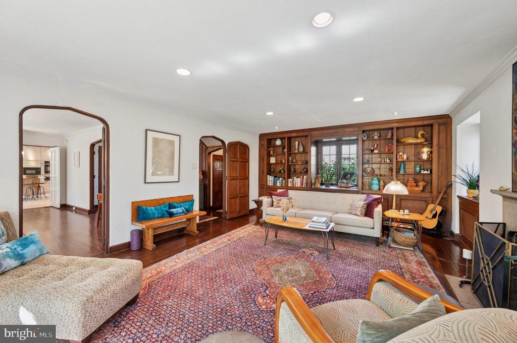 8030 Navajo St