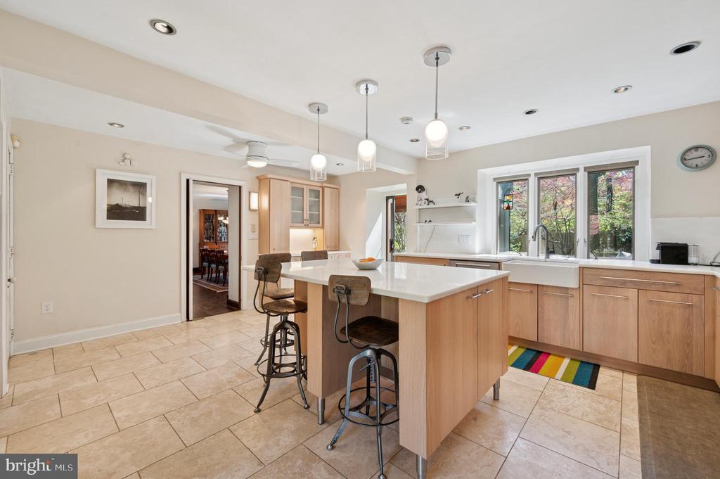 8030 Navajo St