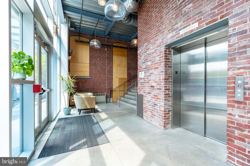 1714 MEMPHIS STREET Unit: 313