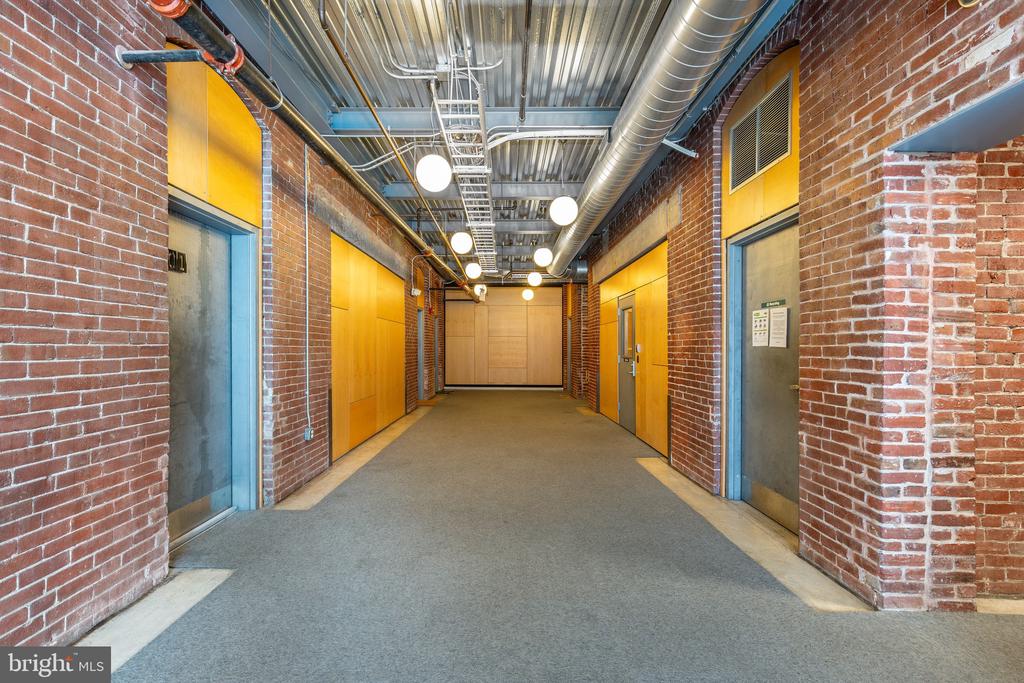 1714 MEMPHIS STREET Unit: 313