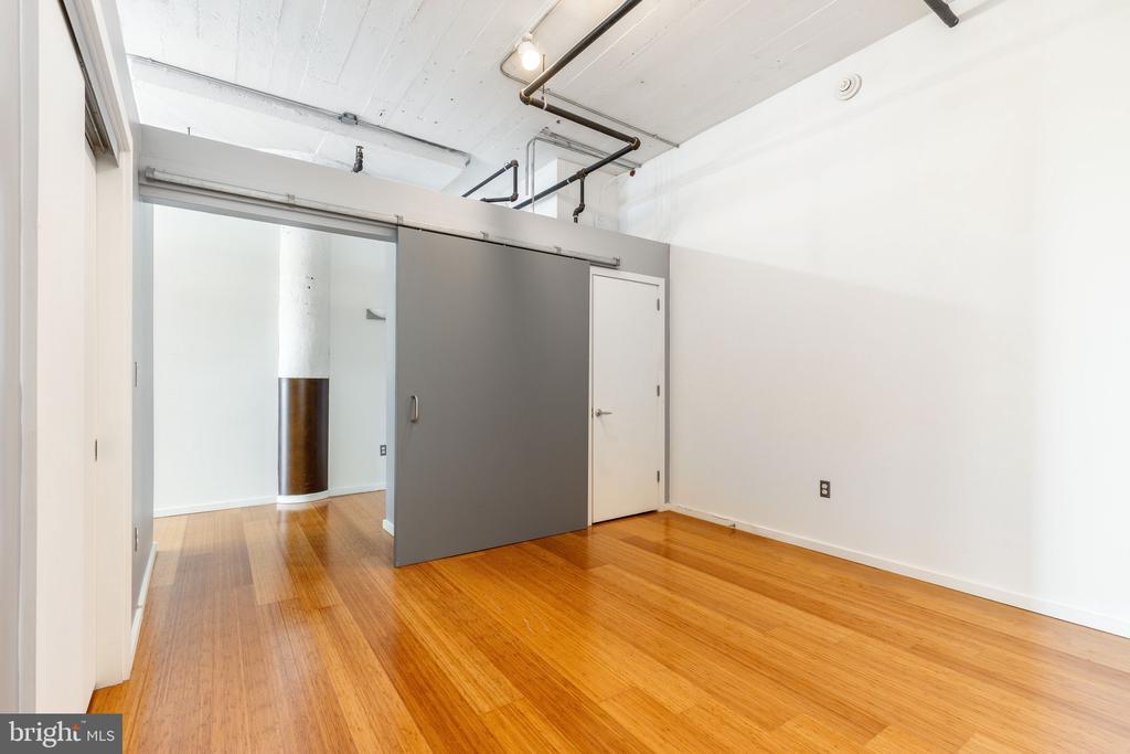 1714 MEMPHIS STREET Unit: 313