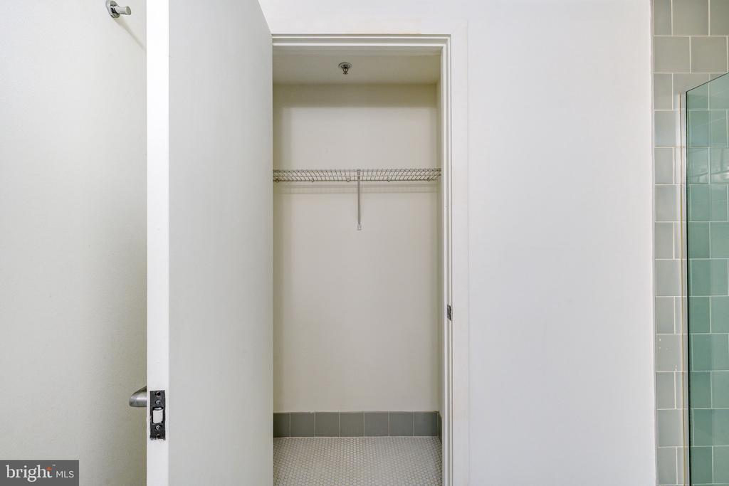 1714 MEMPHIS STREET Unit: 313