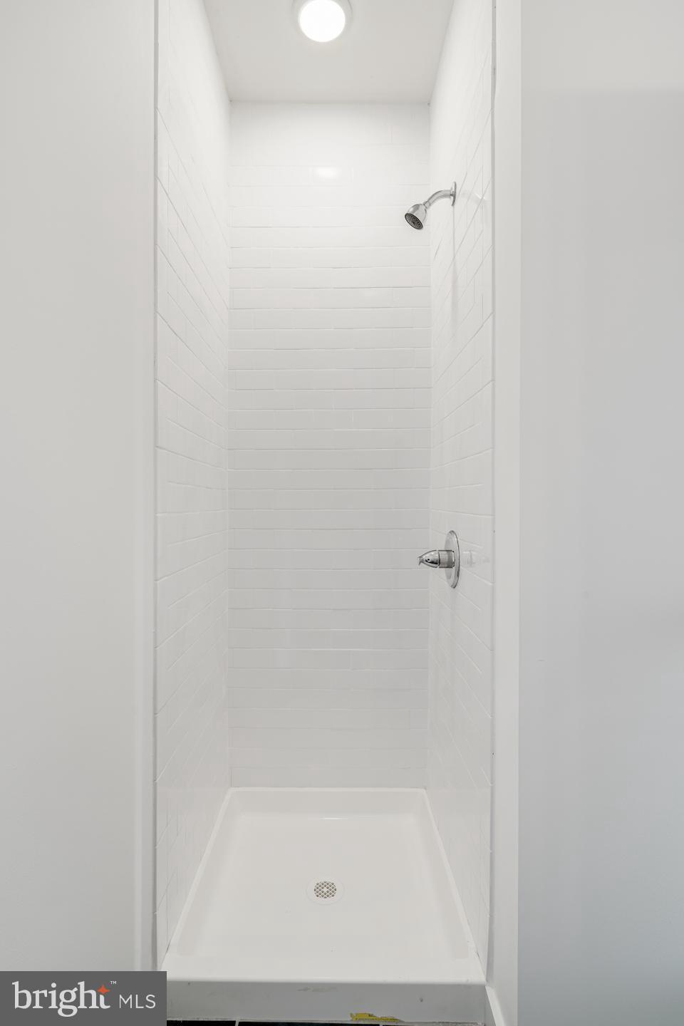 1917 E LETTERLY ST #E