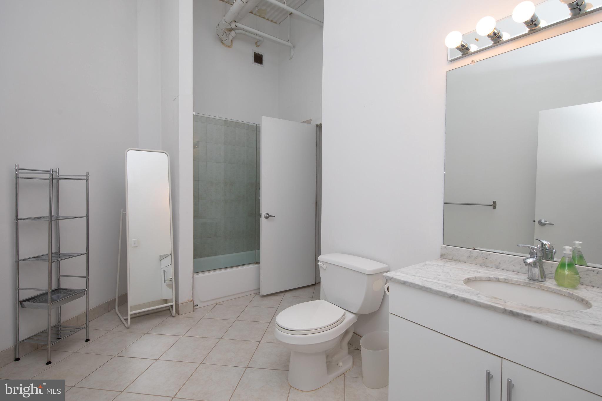 2200-28 ARCH ST #816