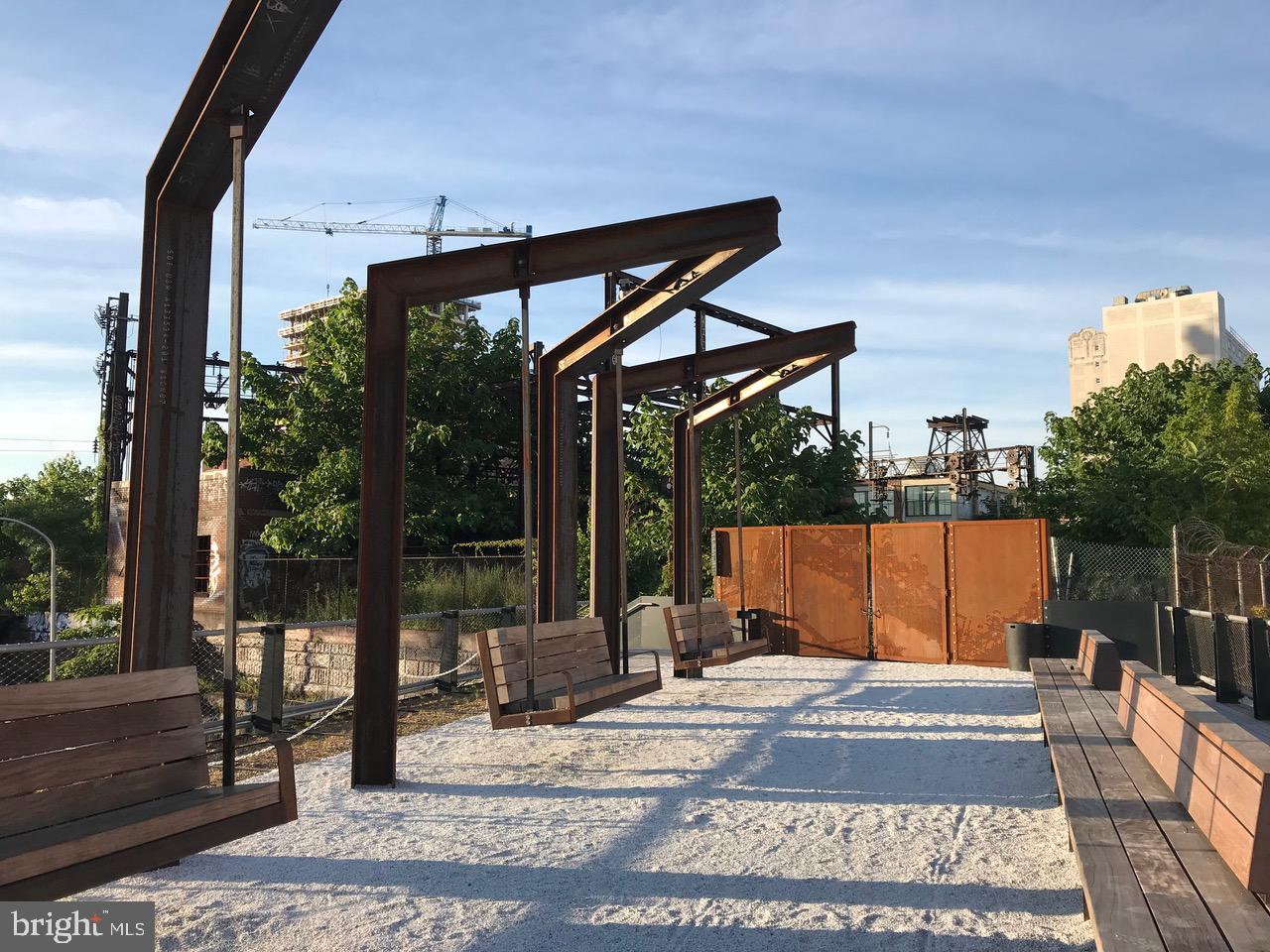 1238 Callowhill St #604