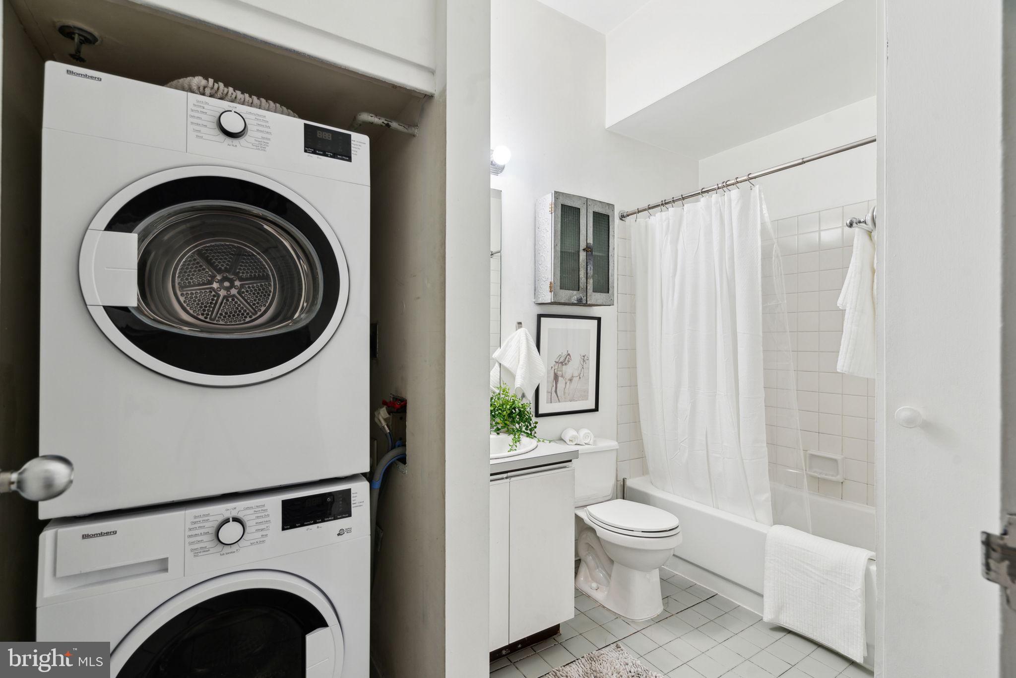 1238 Callowhill St #604