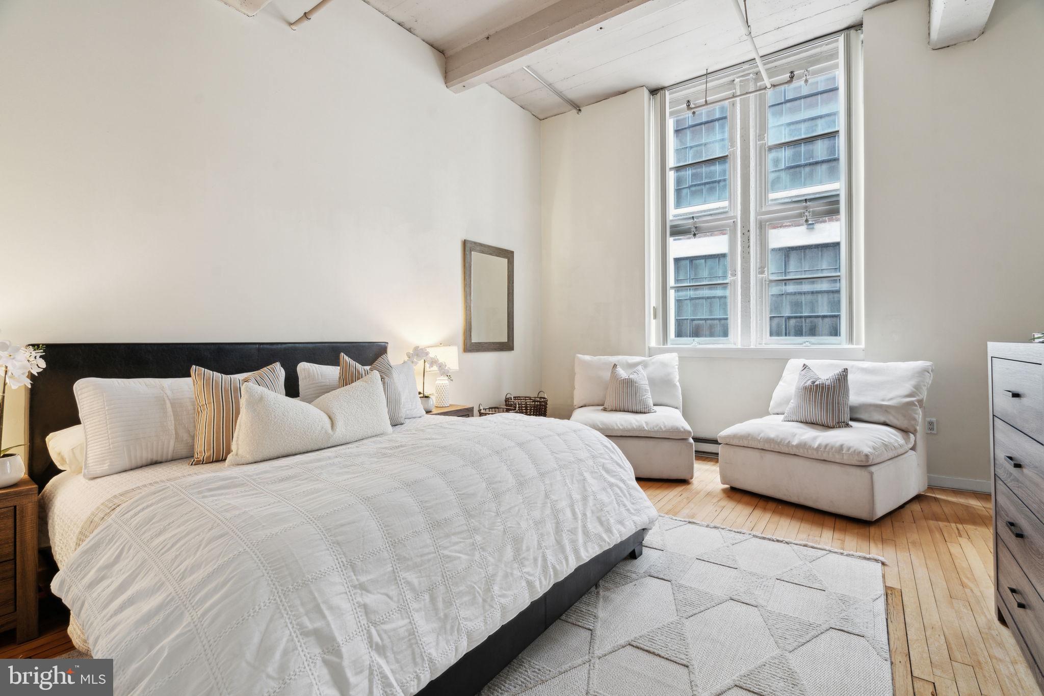 1238 Callowhill St #604