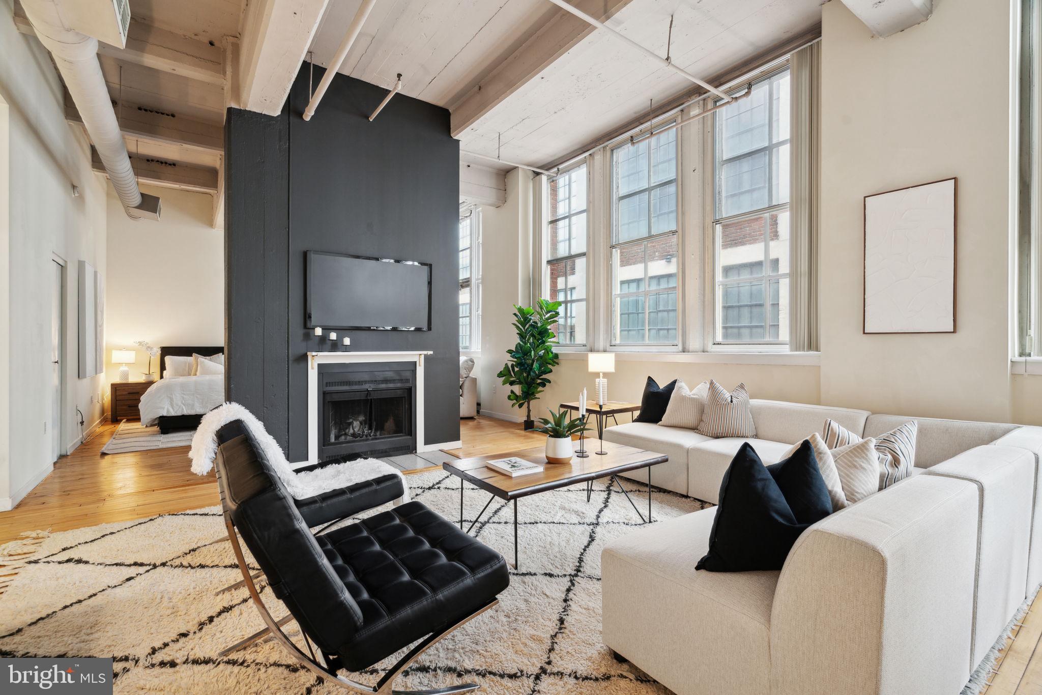 1238 Callowhill St #604