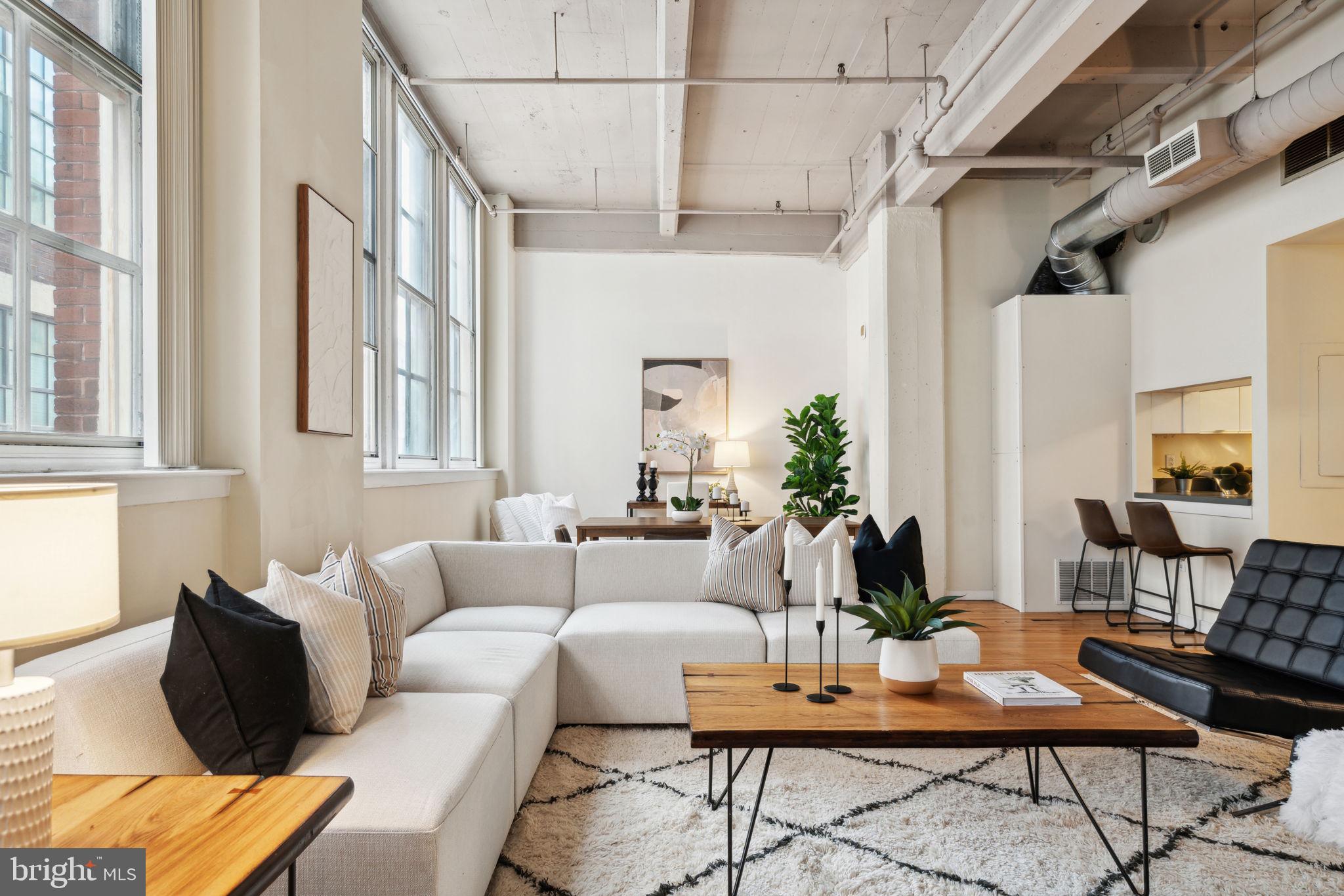 1238 Callowhill St #604