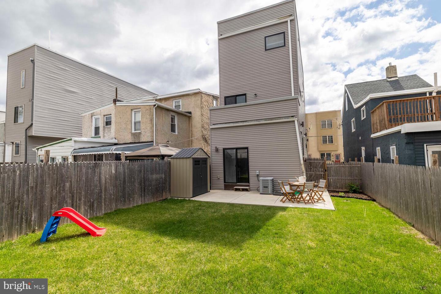 101 E Phil Ellena St