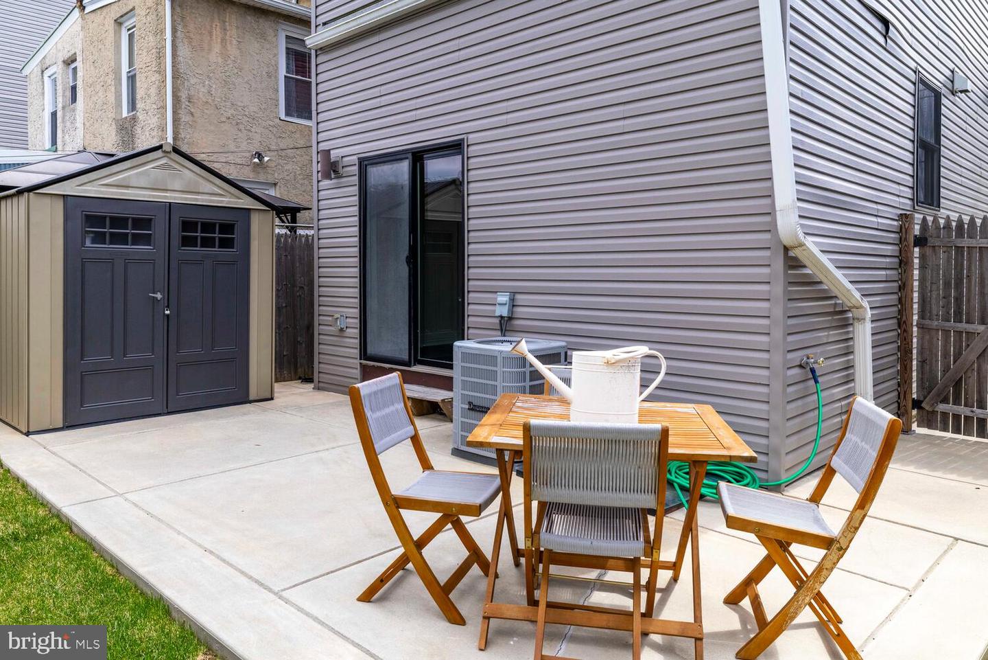 101 E Phil Ellena St