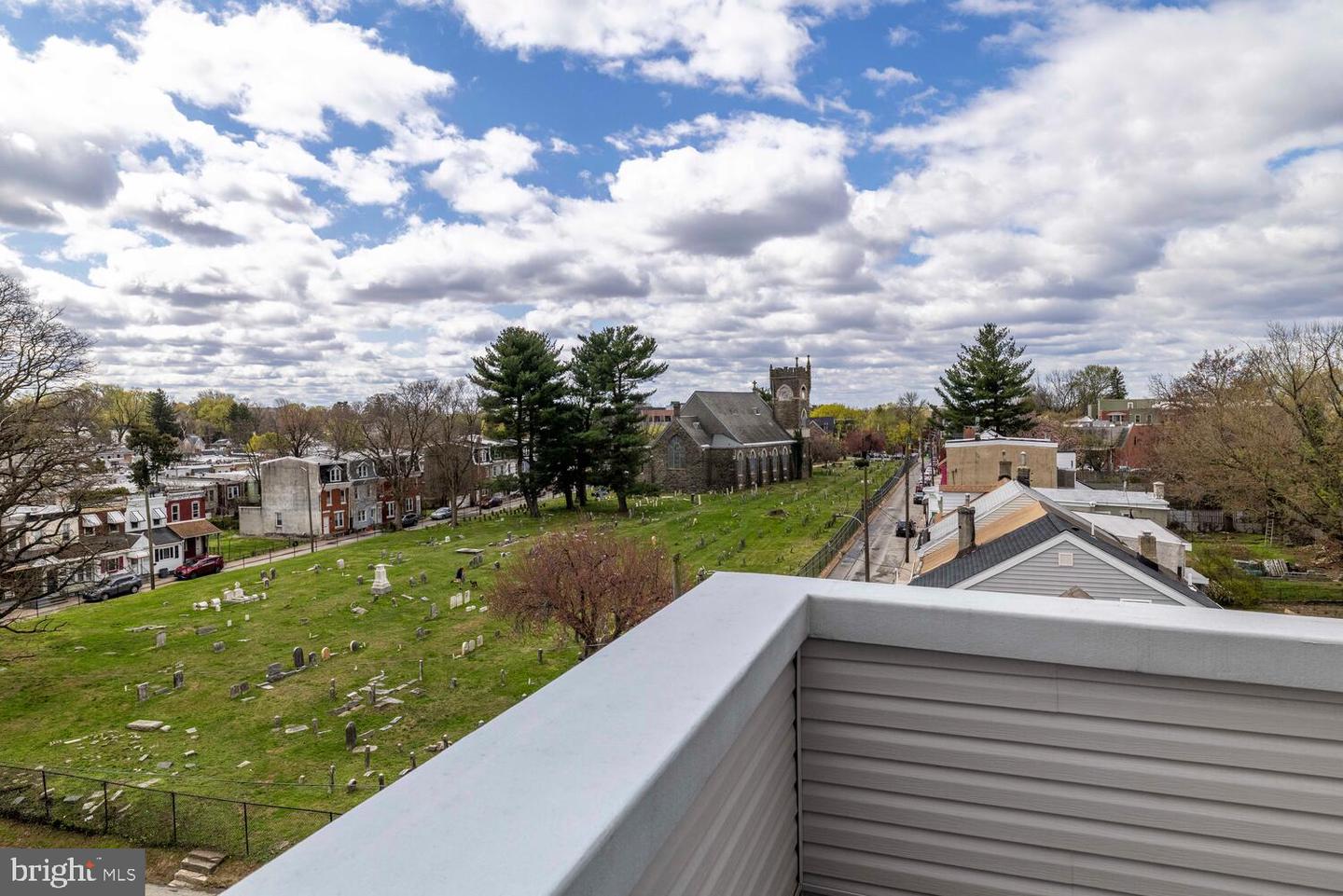 101 E Phil Ellena St