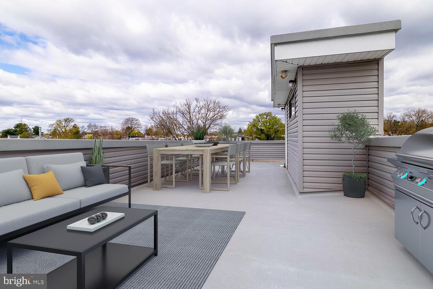 101 E Phil Ellena St