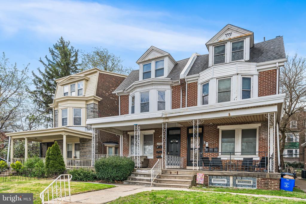 5930 RIDGE AVE #2