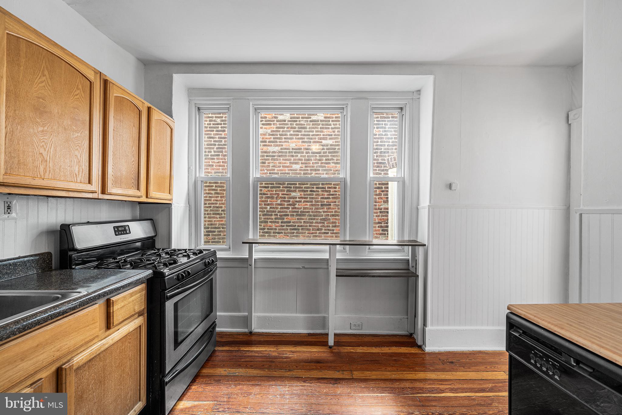 5930 RIDGE AVE #2