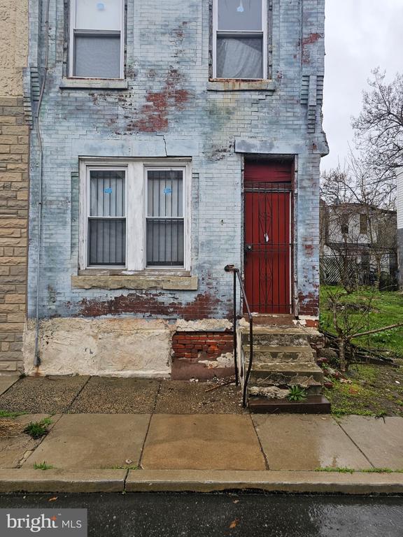 3149 W Dakota St