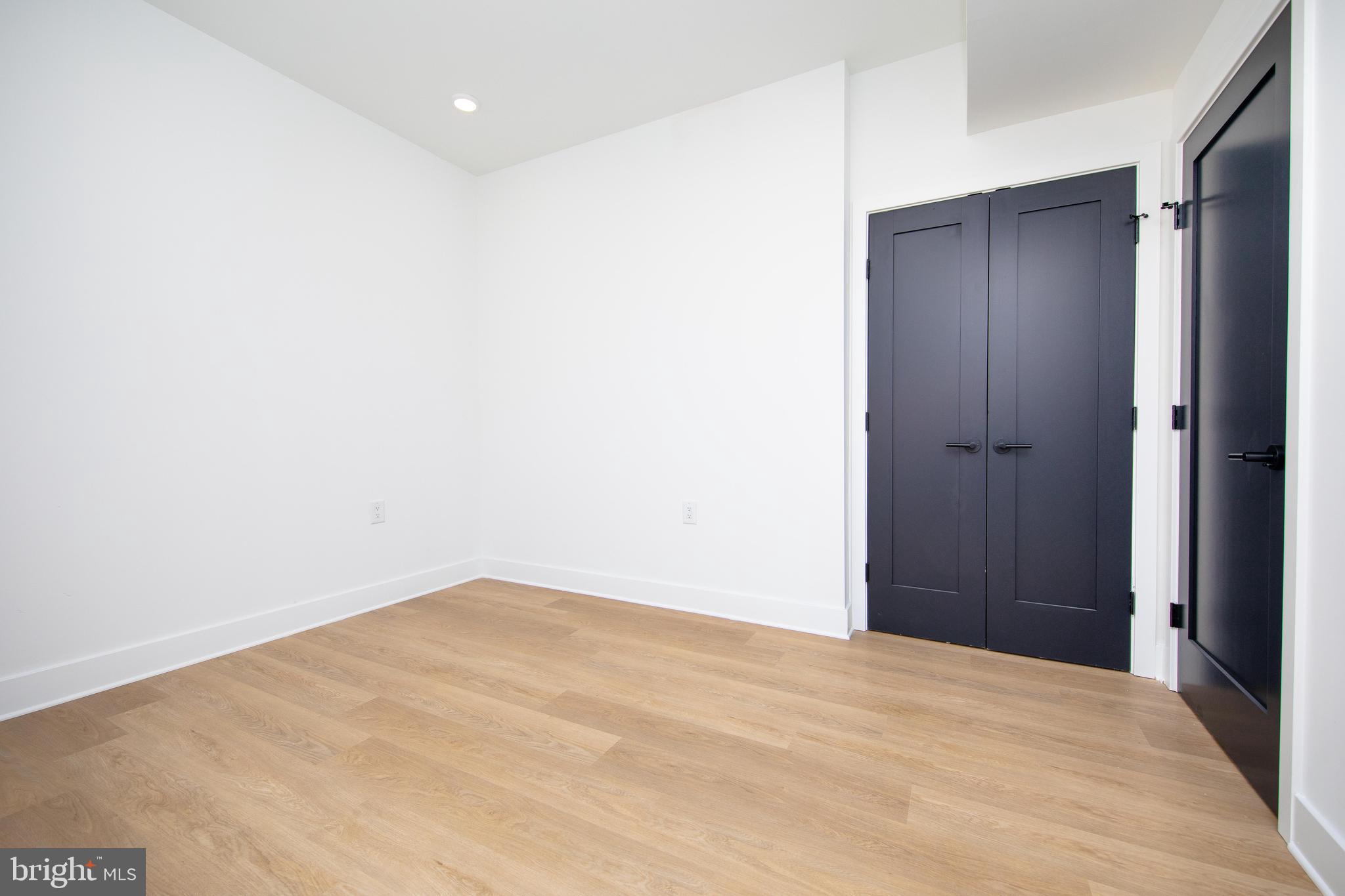 633-35 N 5TH ST #304