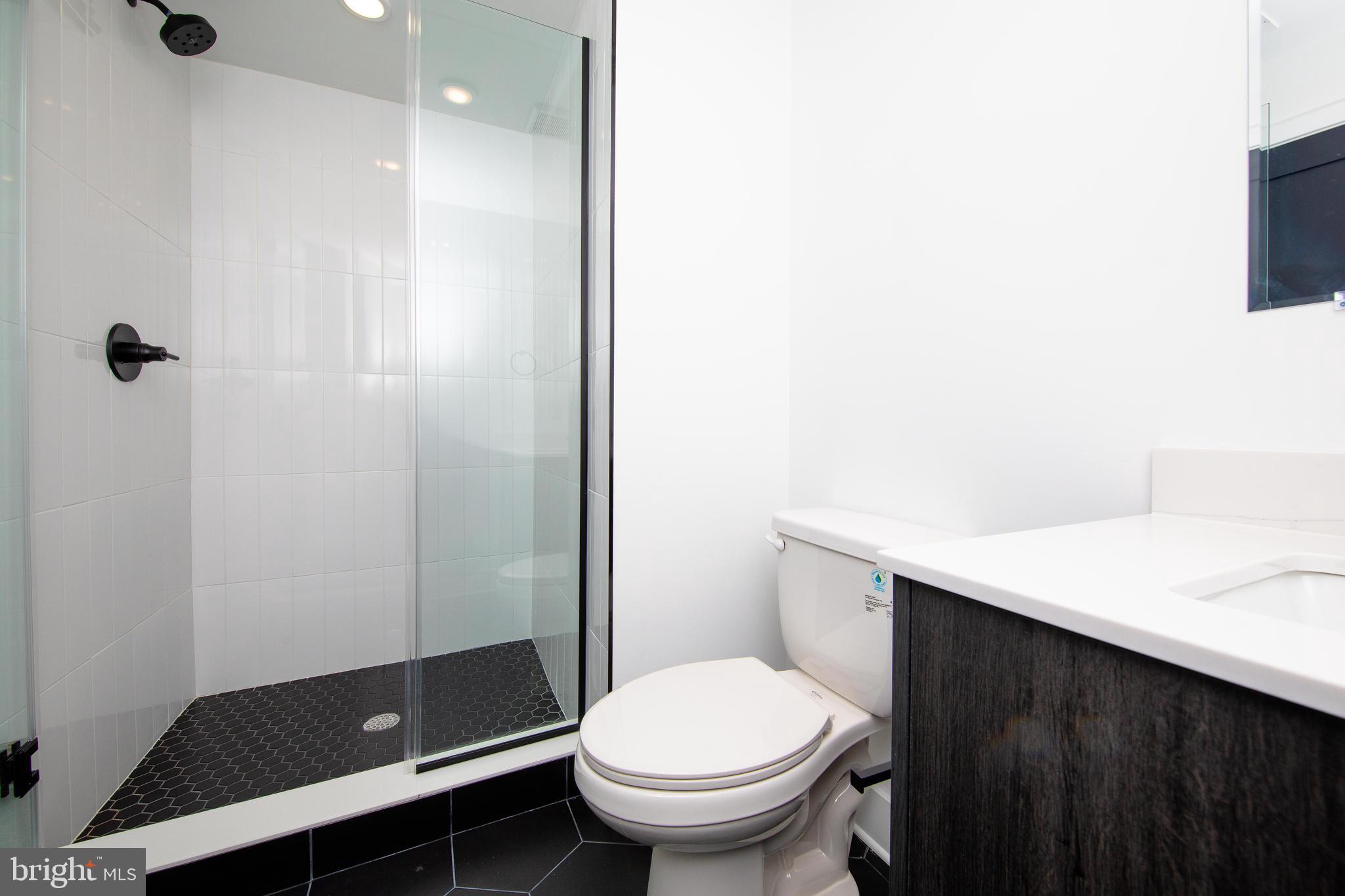 633-35 N 5TH ST #304