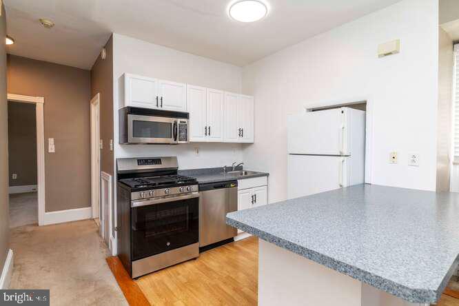 7135 CHEW AVE #3
