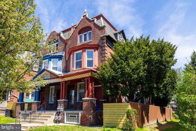 7135 CHEW AVE #3