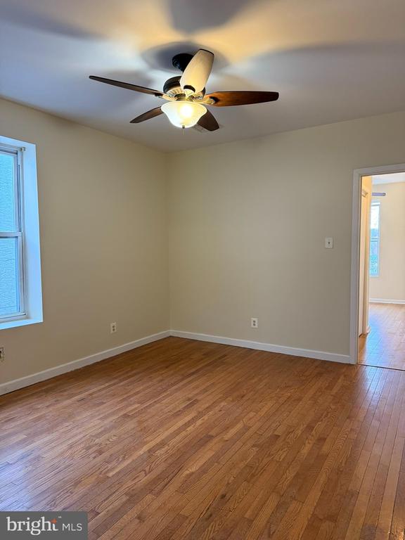 1728 W DIAMOND ST #3