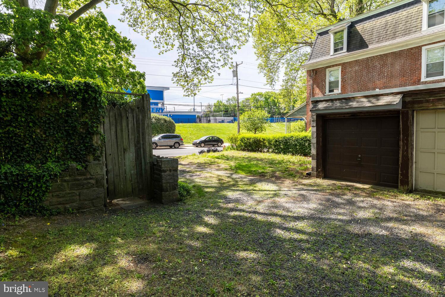 5900 Wayne Ave