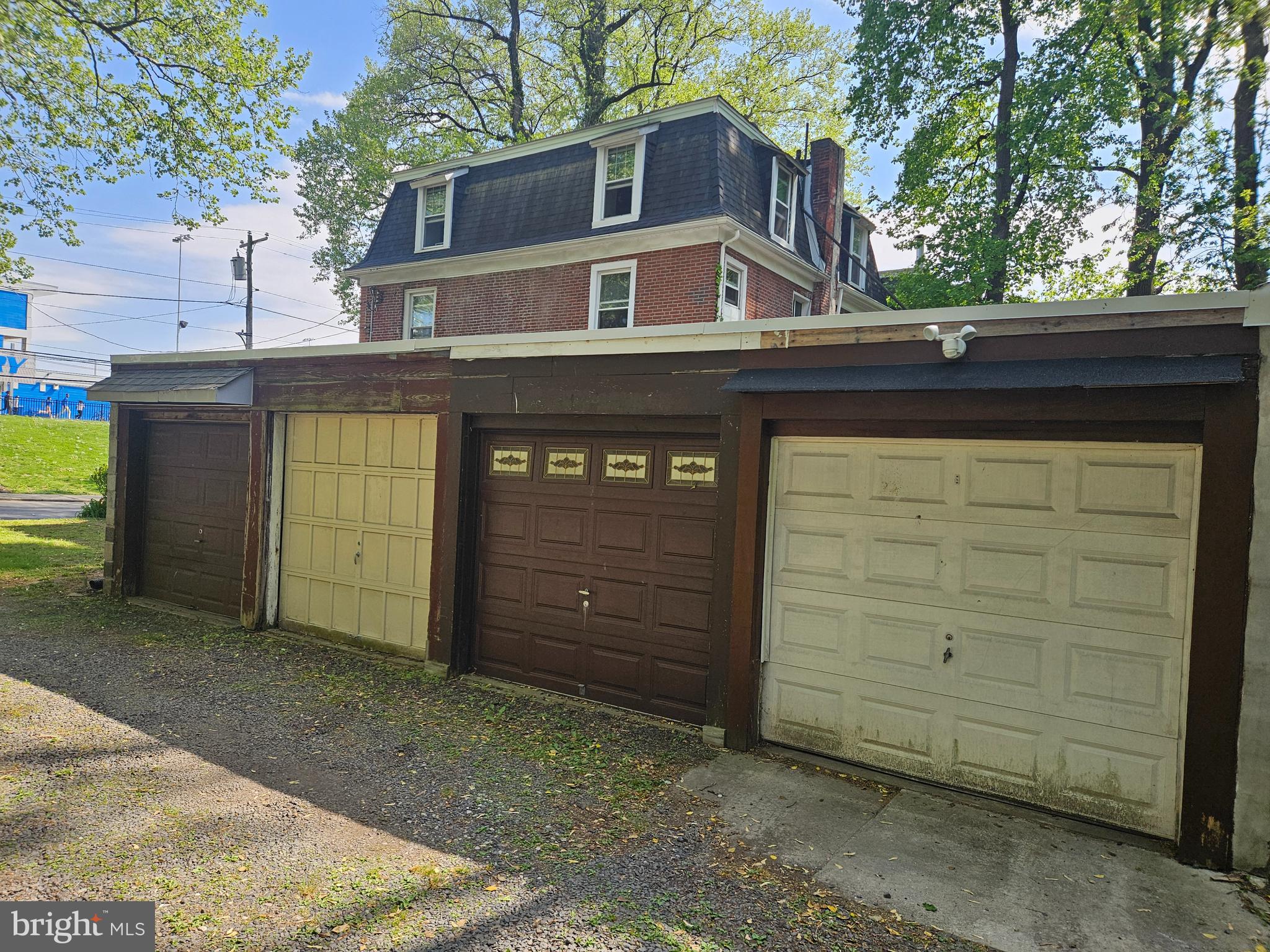 5900 Wayne Ave