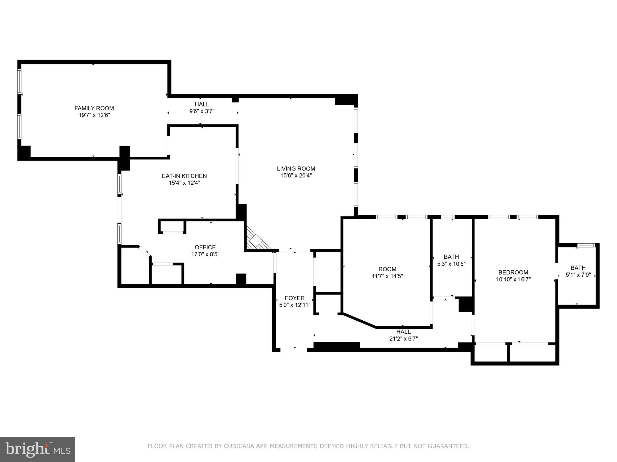 1901 Walnut St #15b