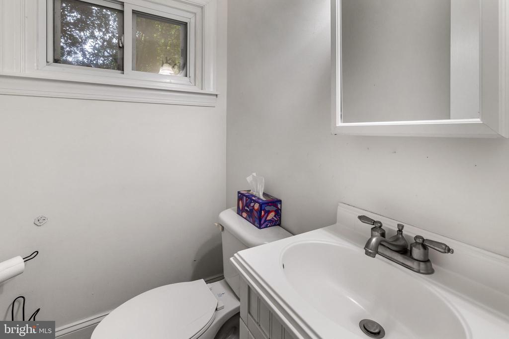 617 Markle St