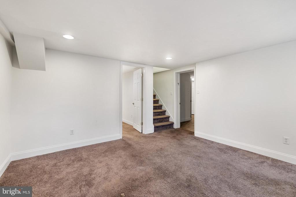 617 Markle St